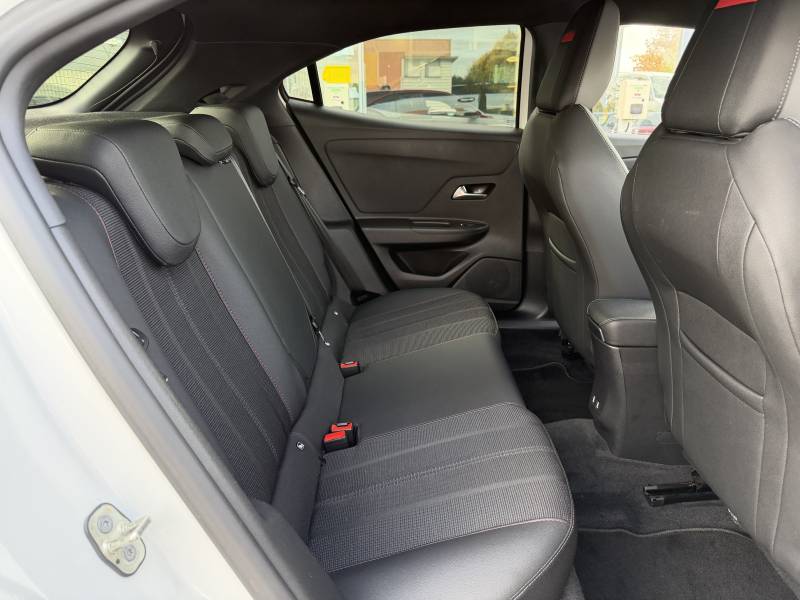 Opel Mokka GS Line 1.2 Turbo 100ch - SUV urbain essence d'occasion disponible chez Opel à Yvetot 76