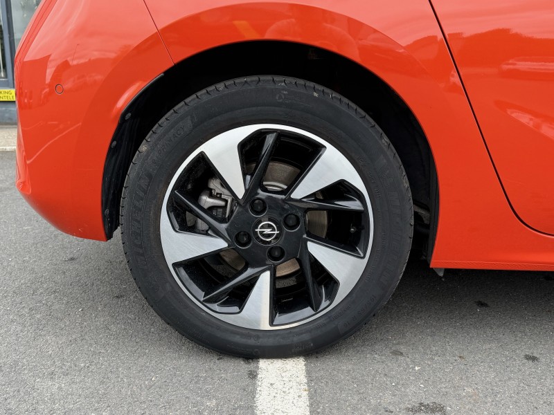 Opel Corsa-e GS Line 136ch - Citadine électrique d’occasion avec 340kms d’autonomie disponible chez Opel à Yvetot