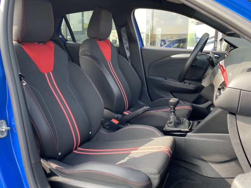 Opel Corsa GS Line 1.5 Diesel 100ch - Citadine économique 5 portes au design fun dans votre concession Opel d’Yvetot 76