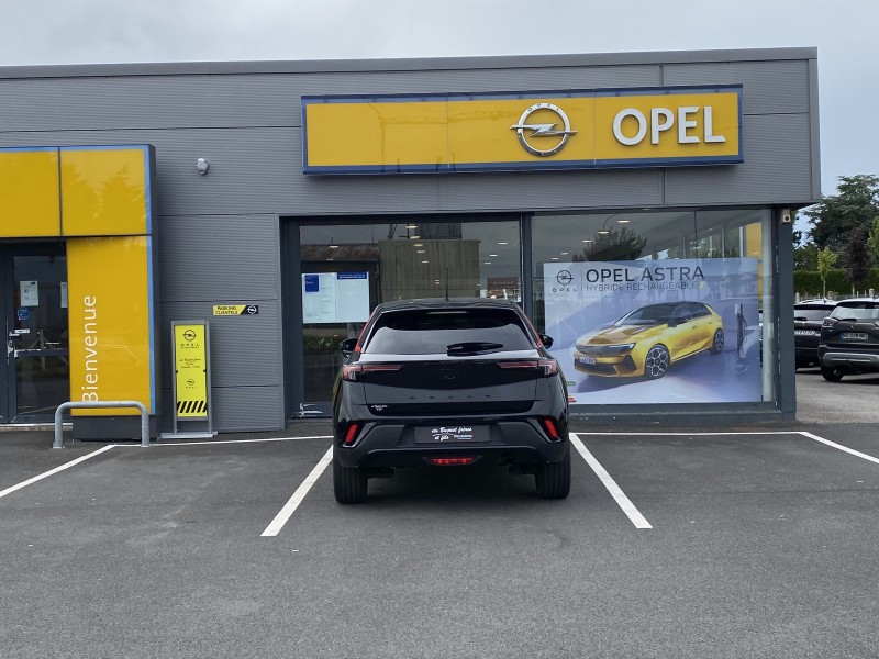 Opel Mokka GS Line 1.2 Turbo 100ch - SUV urbain d’occasion avec un Pack Style Rouge disponible dans vos établissements Buquet Frères et Fils