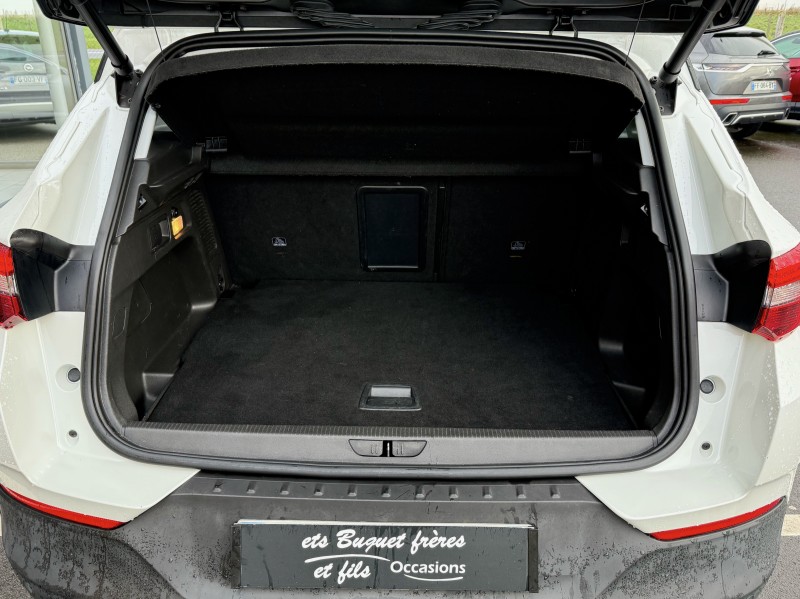 Opel Grandland X Innovation 1.6 Diesel 120ch - Véhicule d’occasion familial petit budget disponible chez Opel Buquet à Fécamp