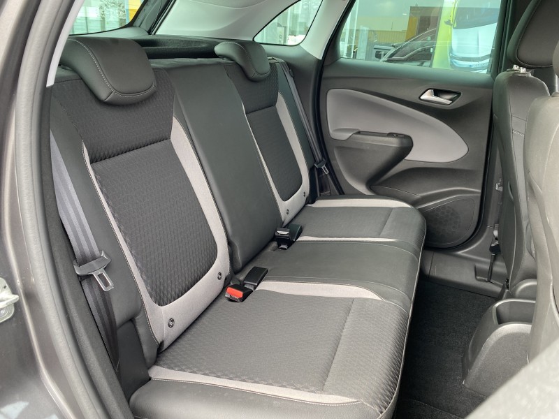 Opel Crossland X Innovation 1.2 Turbo 110ch - Véhicule d’occasion avec un attelage disponible immédiatement dans nos établissements Opel Buquet Frères et Fils