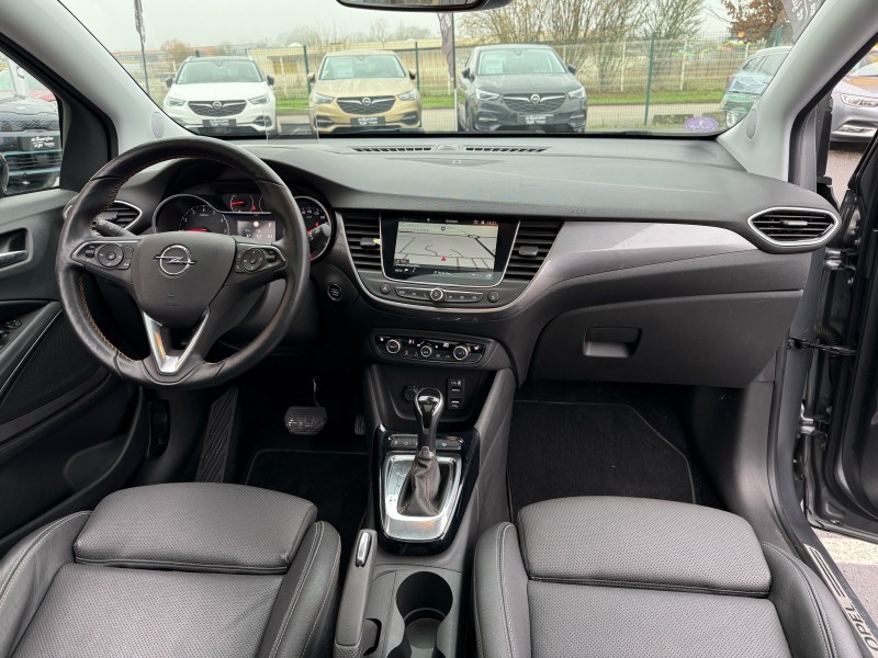 Opel Crossland X Ultimate 1.2 Turbo 110ch BVA6 - Véhicule d’occasion boîte automatique avec toit panoramique et attelage disponible chez Opel à Yvetot