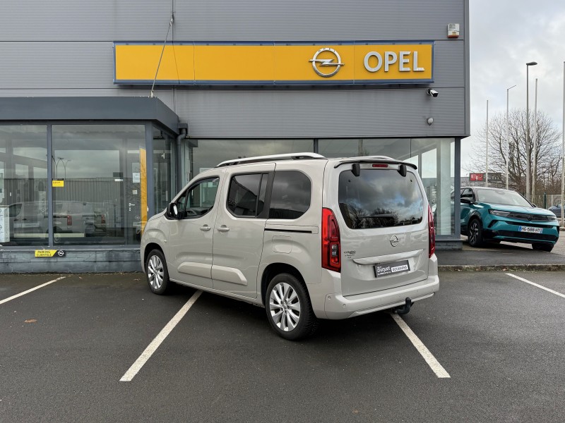 Opel Combo Life Élégance 1.5 Diesel 130ch - Véhicule familial diesel avec peu de kilomètres disponible chez Opel à Yvetot 76