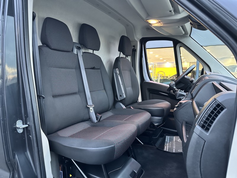 Opel Movano Pack Business 3.5T L2H2 2.2 D 165ch - Utilitaire d’occasion disponible chez Opel à Yvetot